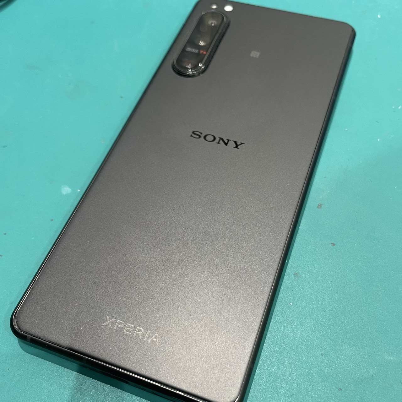 【Xperia 1 IV】バッテリー膨張してたら危険かも！？