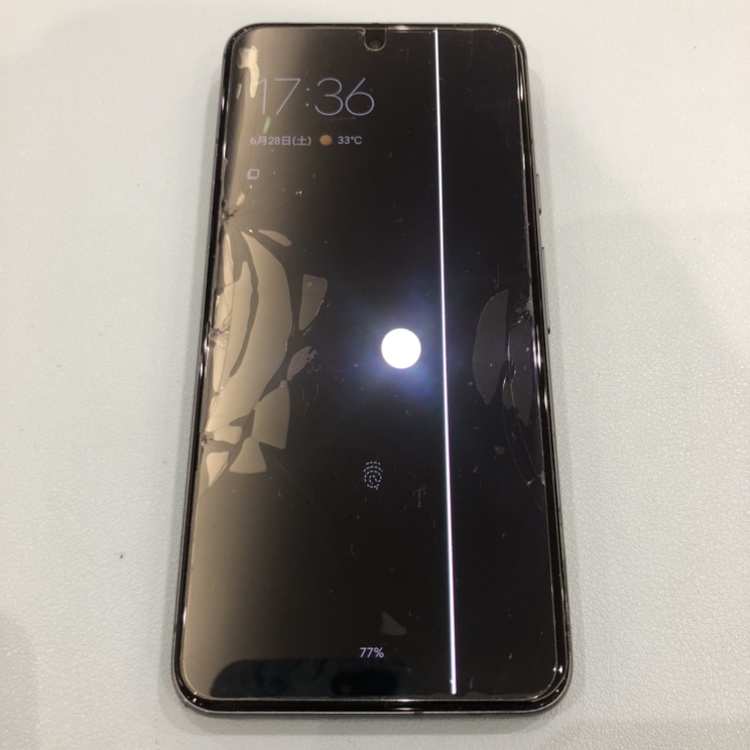 【Pixel 8 画面に縦線】突然の表示不良！？その原因と修理方法を解説！