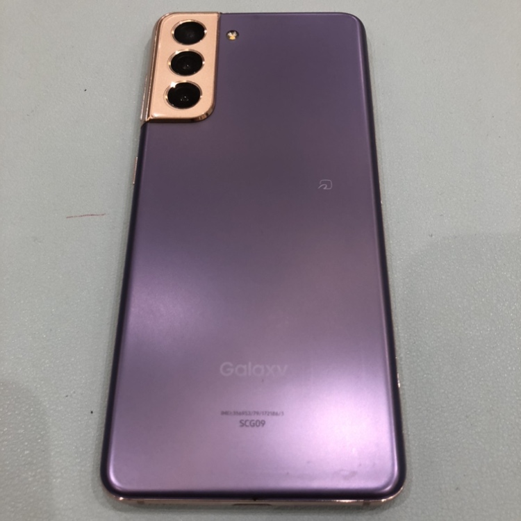 【Galaxy S21 バッテリー持ち悪化】充電減るのが早い？その症状、交換で改善できます！