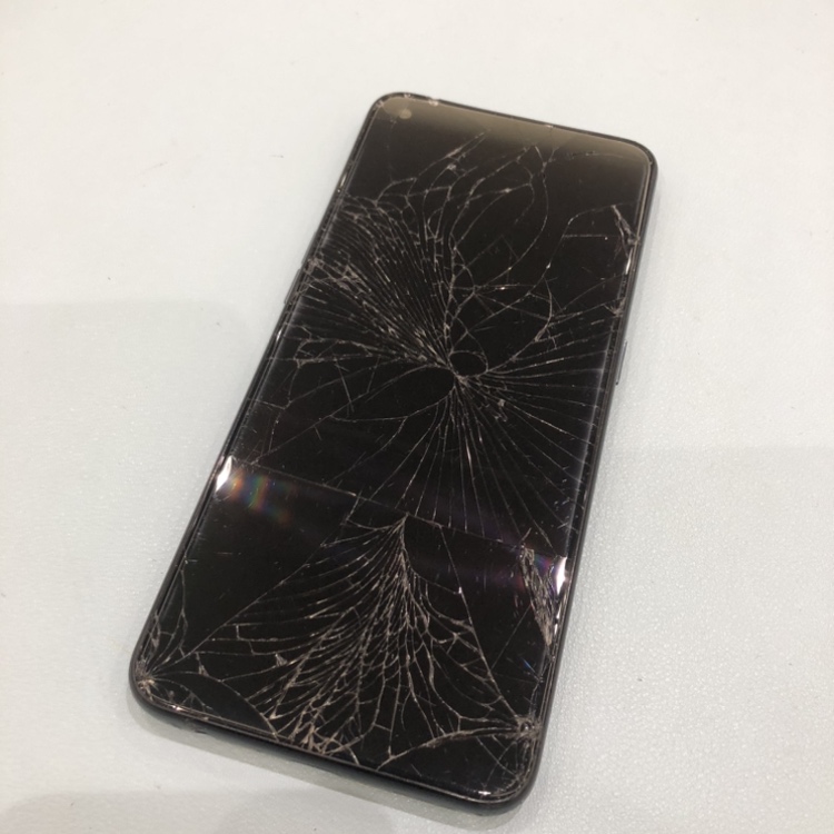 OPPO A55sの画面割れ交換修理について
